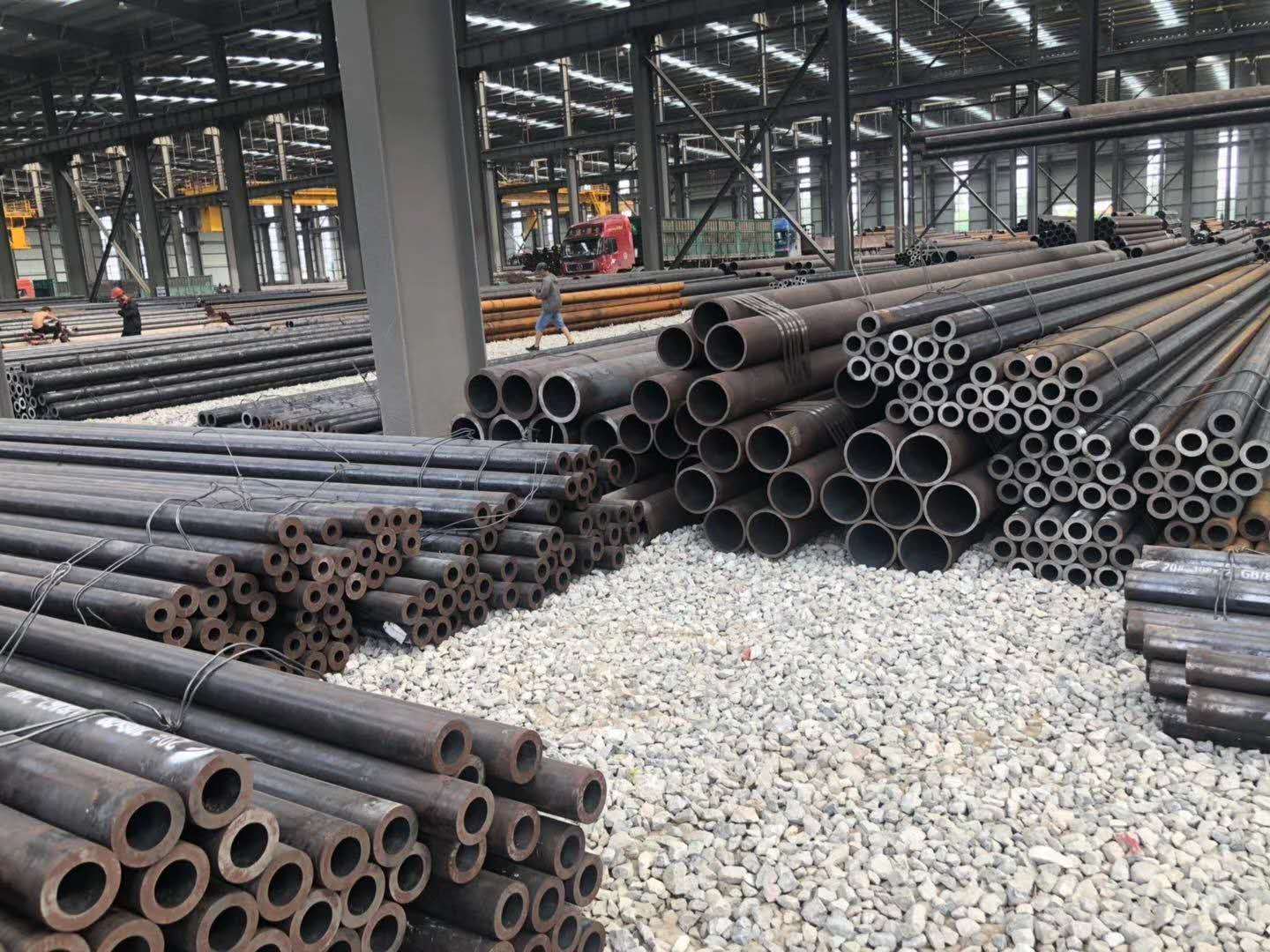 瑞金无缝钢管